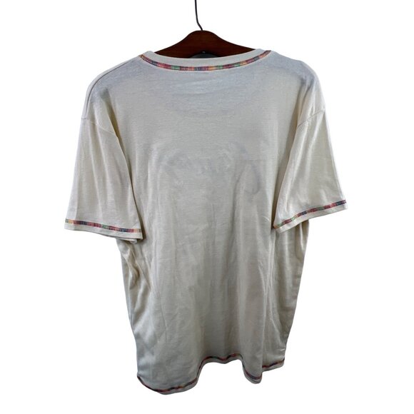 Chicago Short Sleeve Graphic T-Shirt Size Large Beige Lightweight Crewneck NEW - Picture 2 of 3